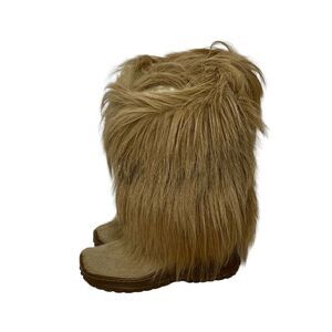 Pajar tan scarlet tassel tie goat hair apres ski boots size 36 (5.5-6)